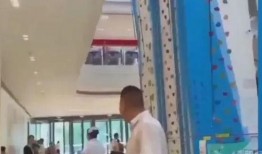 小孩压腿视频爆料真实,真实动作与技巧大公开